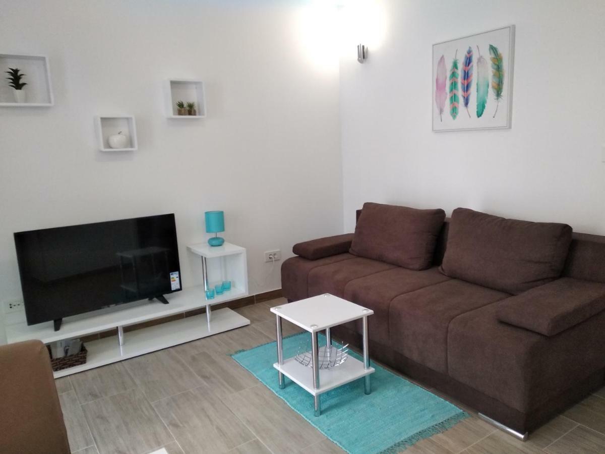 Apartment Nives In The City Center - Free Parking Сплит Экстерьер фото